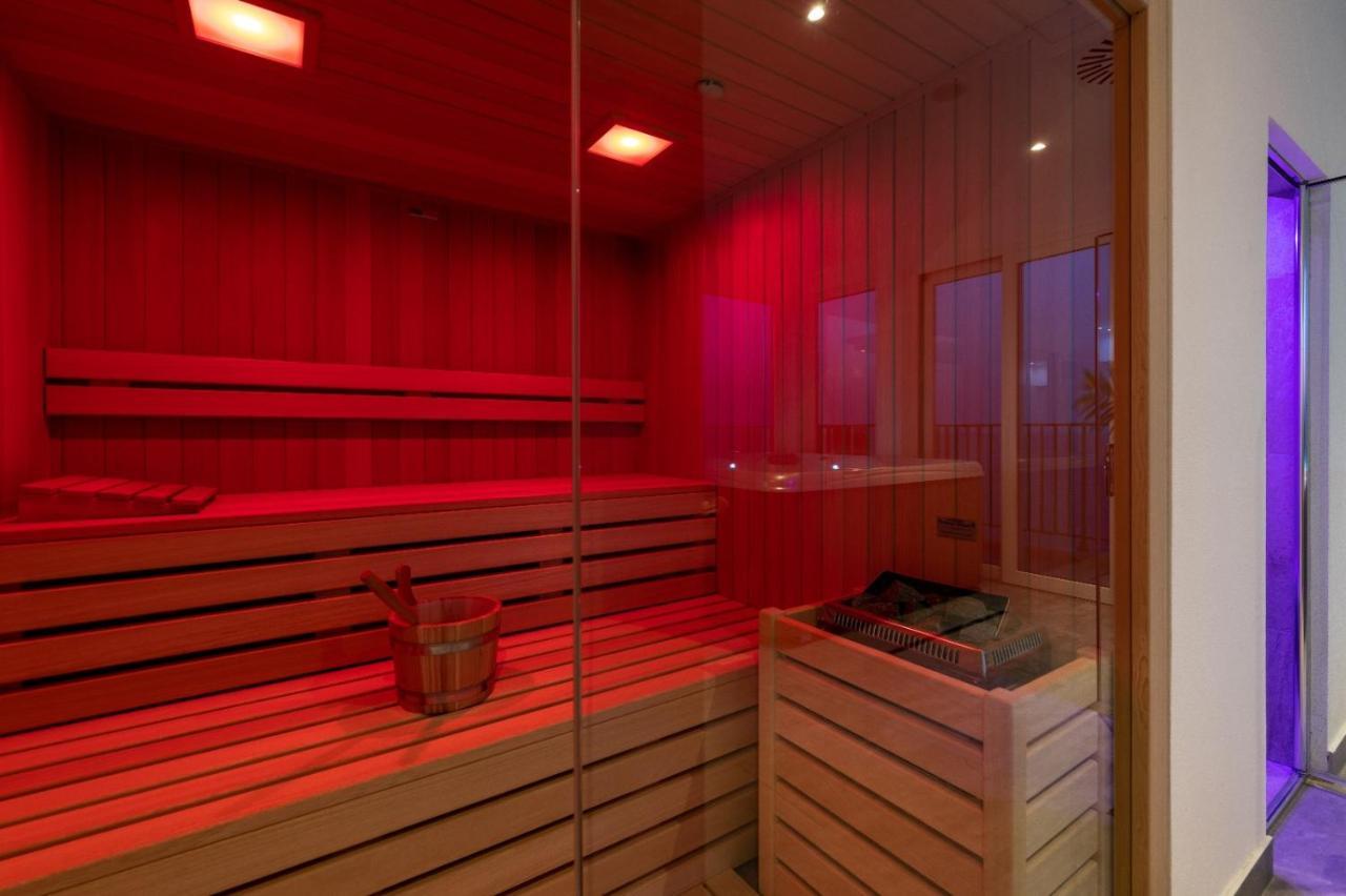 Hotel Mondial 3*